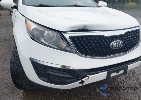 2016 Kia Sportage Lx z USA, uszkodzony, nr VIN KNDPBCAC6G7812357